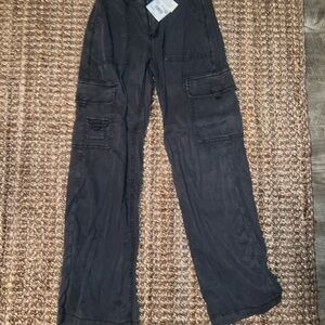 AE Grey Cargo Pants
